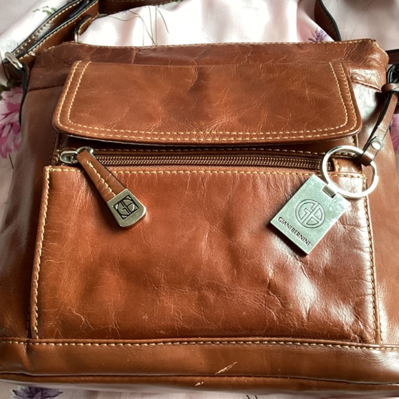 Giani Bernini Leather Crossbody Handbag - Picture 4 of 6